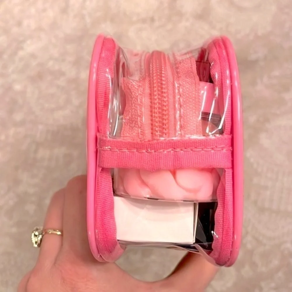Brand New Ulta Beauty Strawberry Pound Cake Bath Set Loofa Bath Bomb Zipper Bag